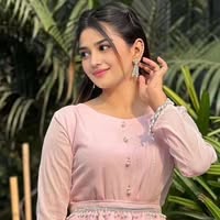 9wicket-master-agent-Alisha-Khan